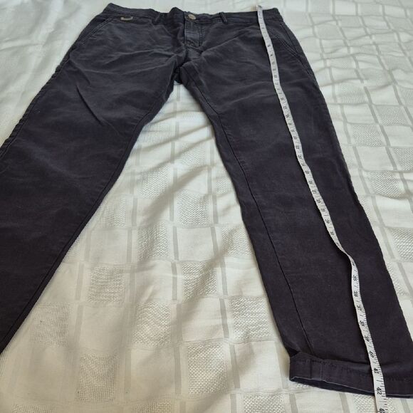 Zara Man Black Pants with Gold Button - Picture 9 of 16